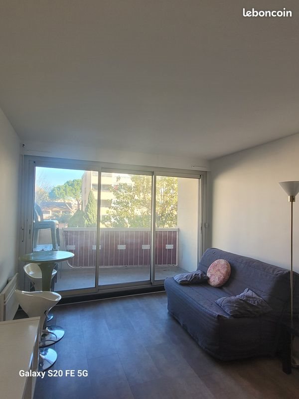 Appartement à louer, 24m², Nîmes