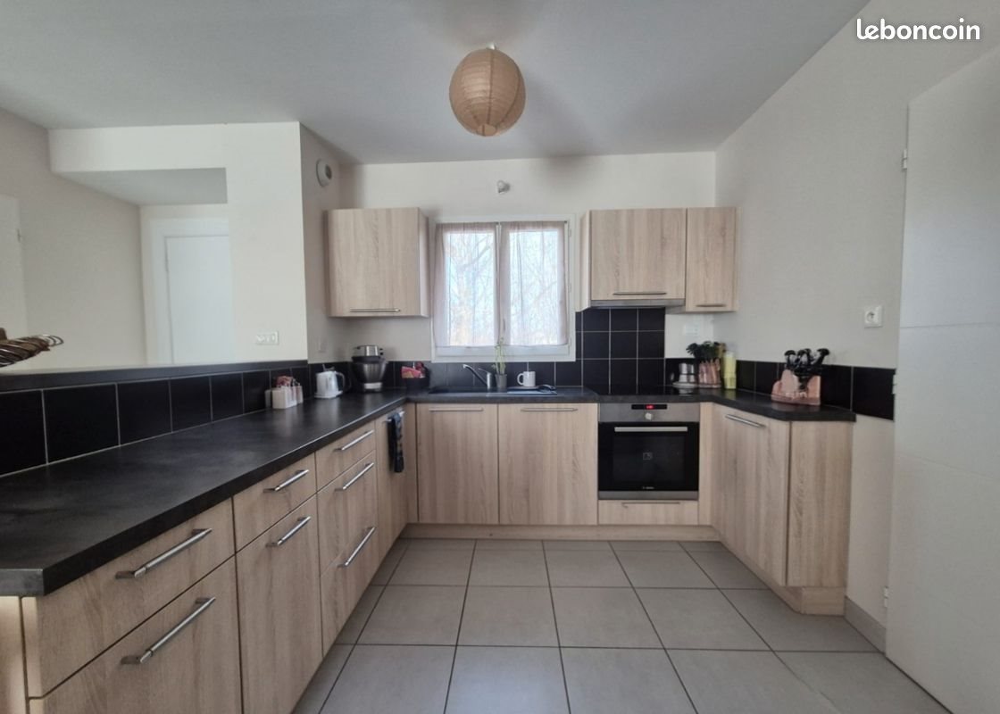 Maison à louer, 4m², Lescar