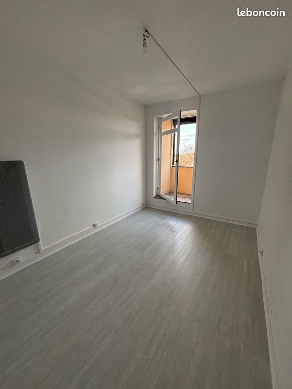Appartement à louer, 66m², Saint-Fargeau-Ponthierry