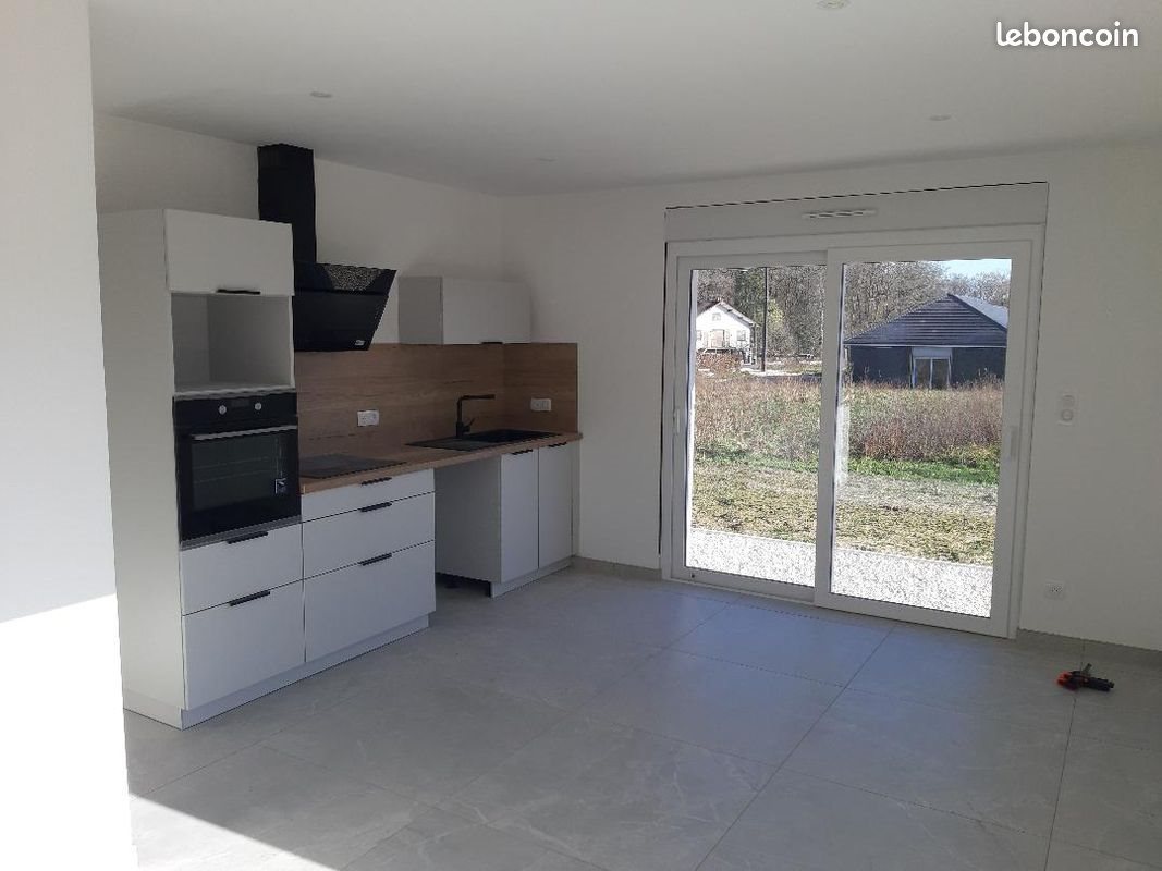 Maison à louer, 90m², Saint-Sauveur