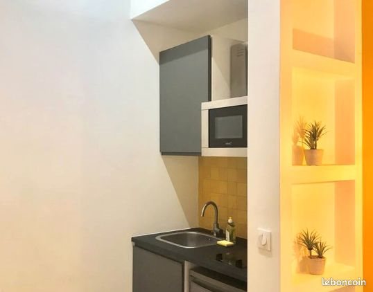 Appartement à louer, 19m², Marseille 3ème