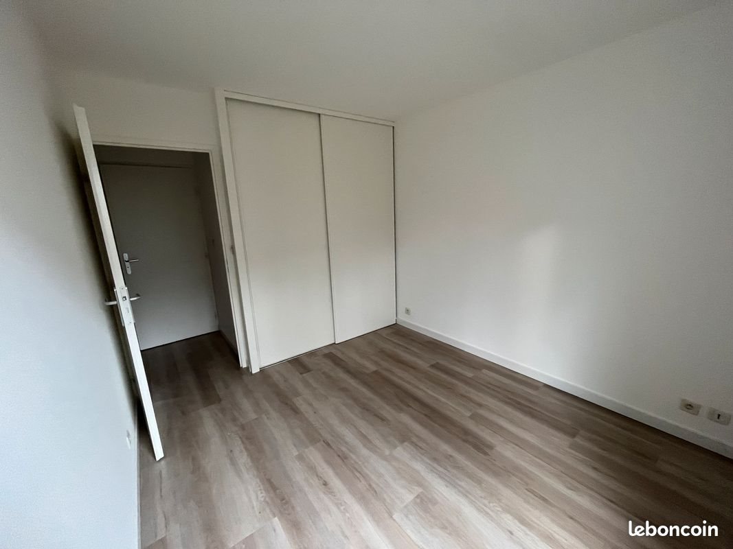 Appartement à louer, 45m², Lille