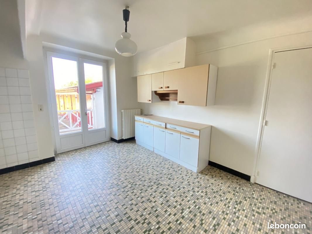 Appartement à louer, 61m², Itxassou