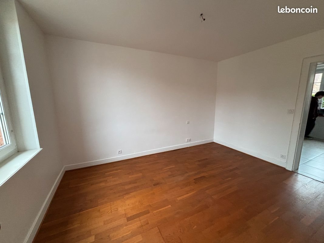 Appartement à louer, 55m², Tavaux