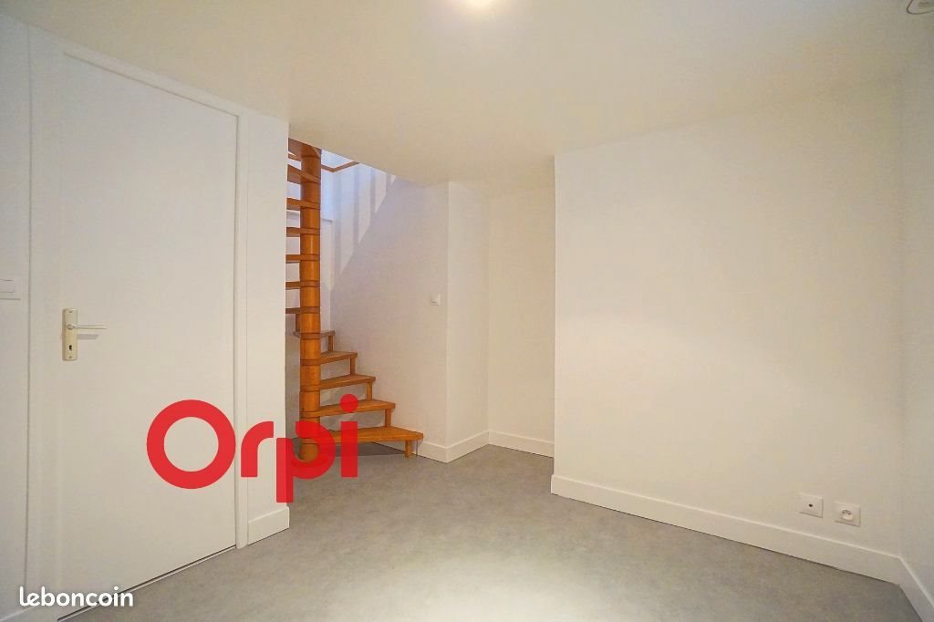 Appartement à louer, 24m², Bernay