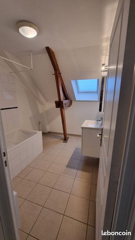 Appartement à louer, 77m², Bécon-les-Granits