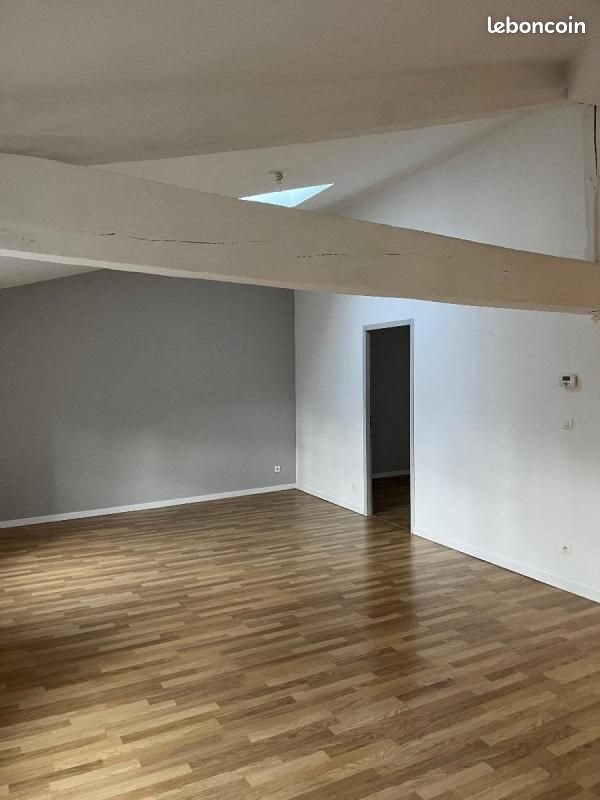 Appartement à louer, 64m², Saint-Galmier