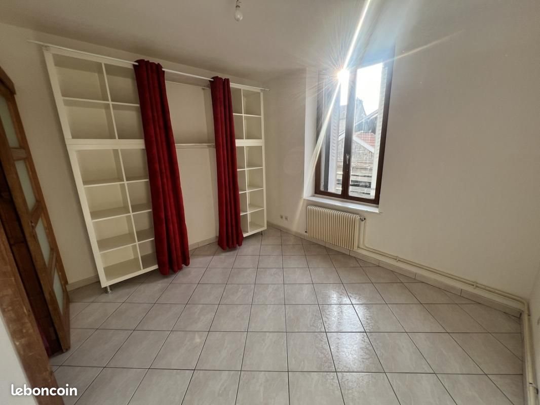 Appartement à louer, 38m², Reims