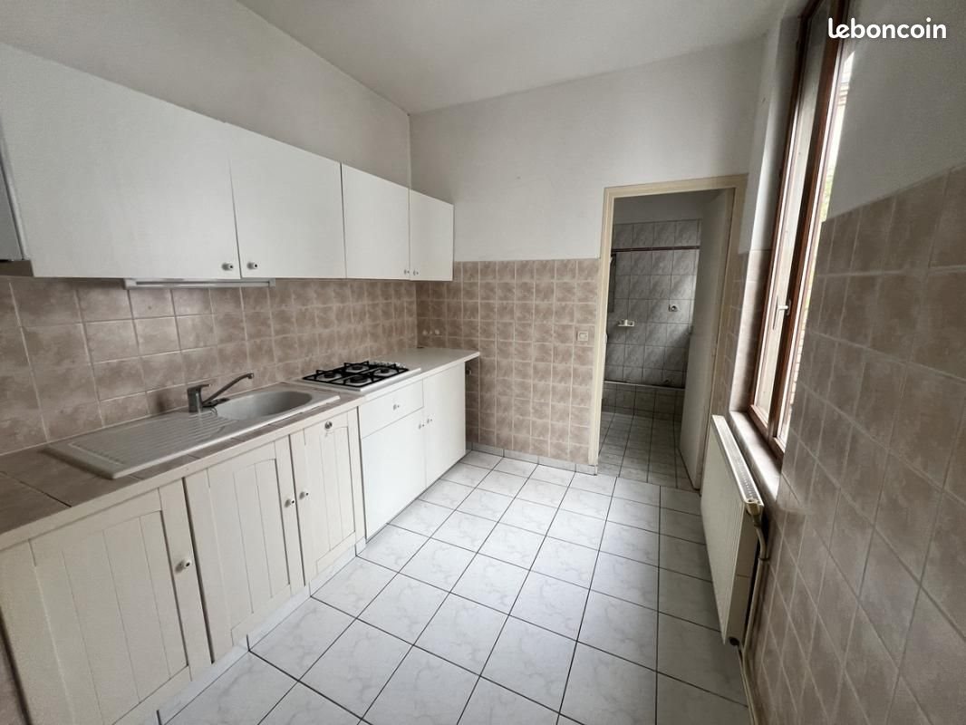 Appartement à louer, 38m², Reims
