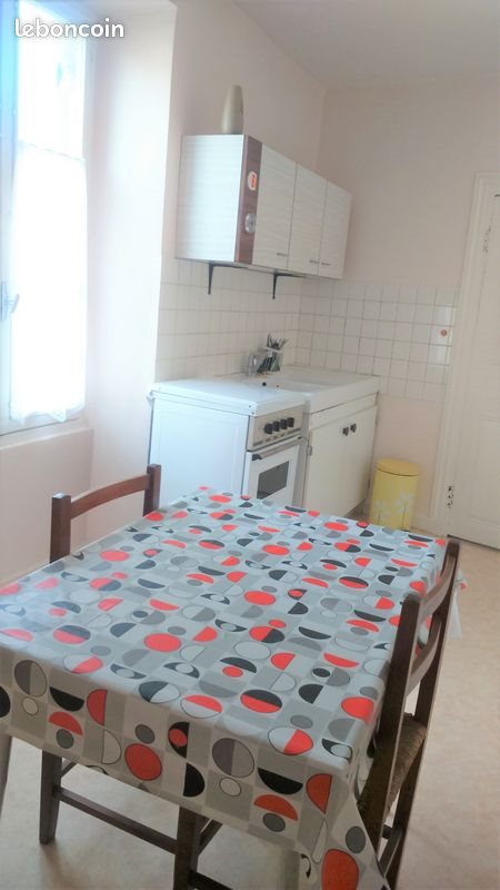Appartement à louer, 25m², Langeac