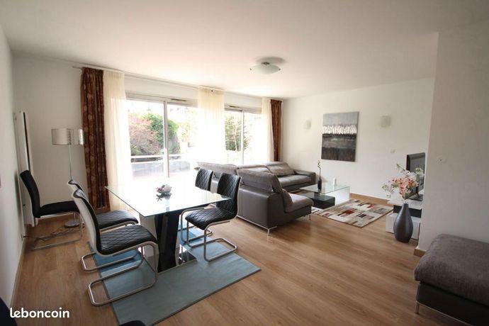 Appartement à louer, 80m², Lille