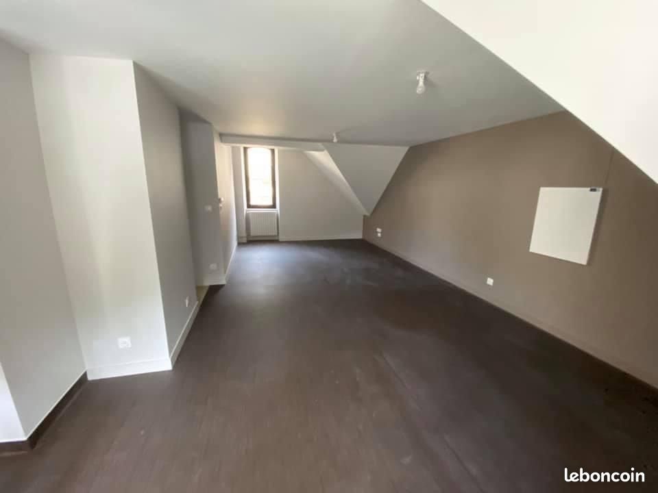 Appartement à louer, 80m², Laguenne