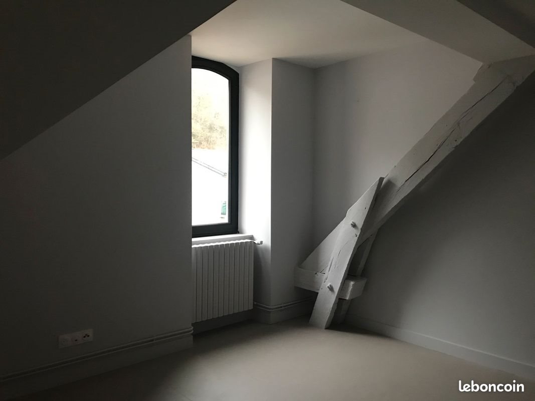 Appartement à louer, 80m², Laguenne