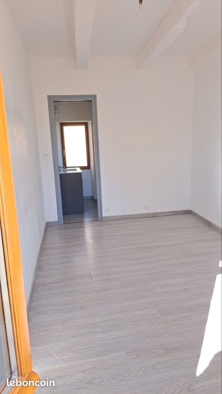 Maison à louer, 47m², Camboulit