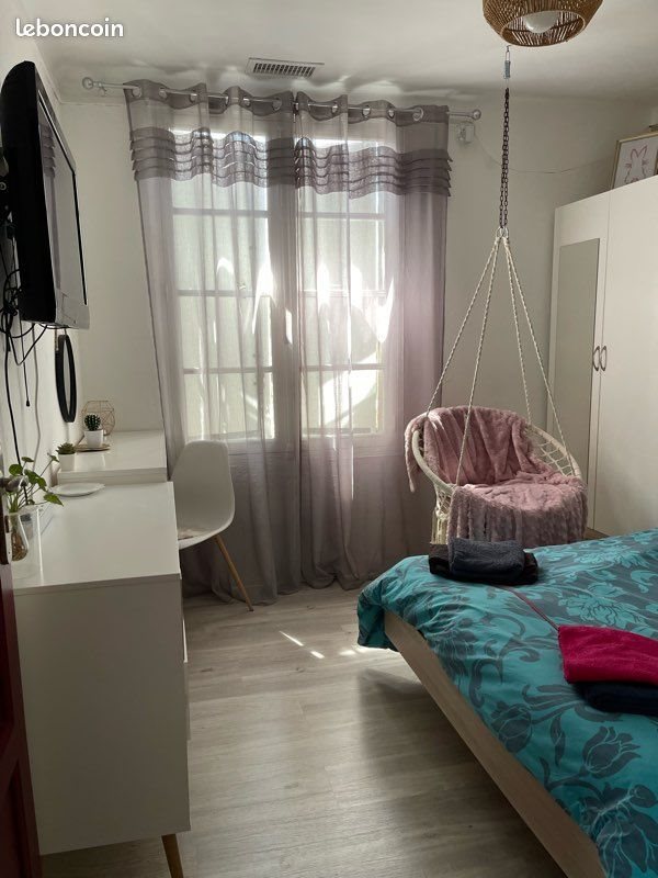 Maison à louer, 130m², Laudun-l'Ardoise