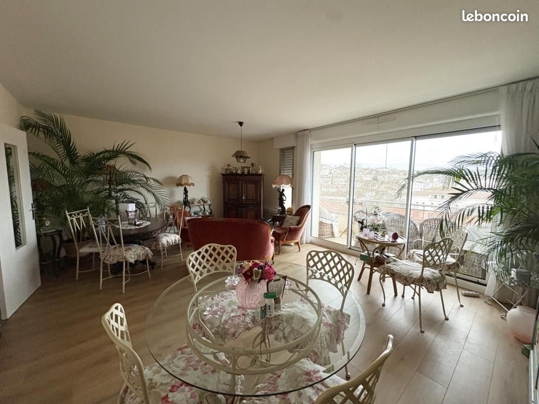 Appartement à louer, 116m², Auch