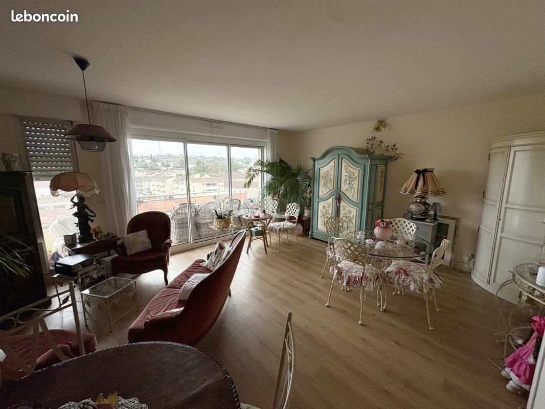 Appartement à louer, 116m², Auch