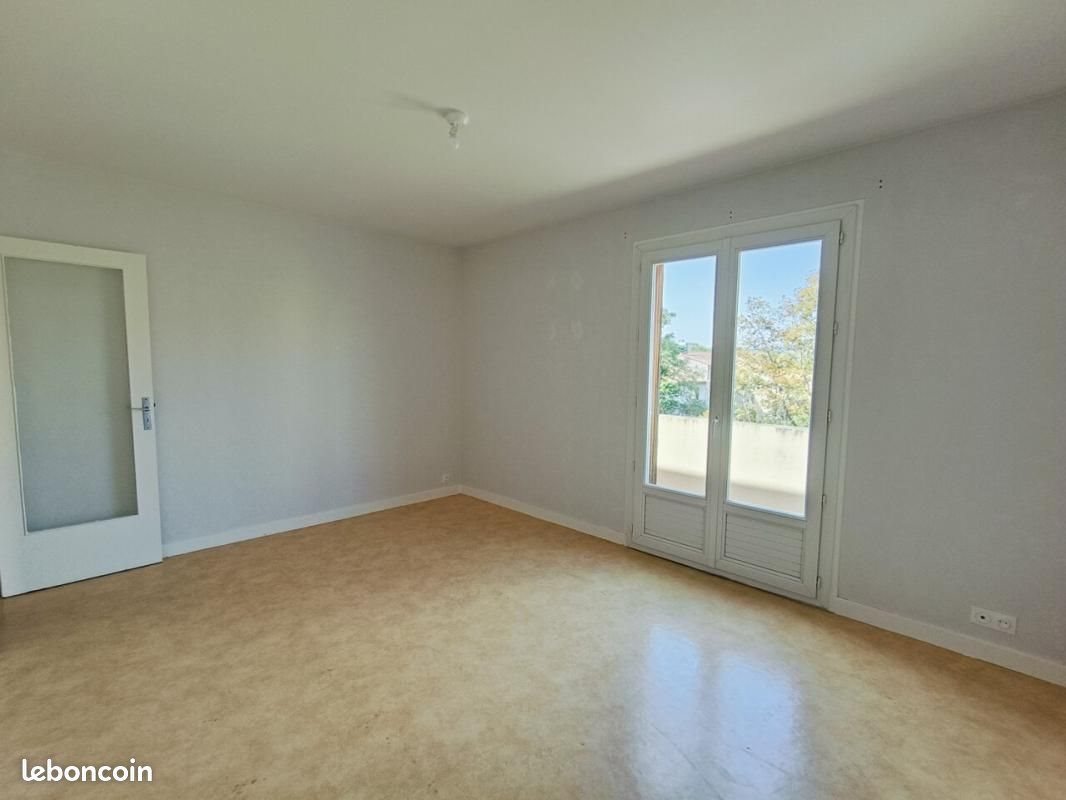 Appartement à louer, 49m², Cournon-d'Auvergne