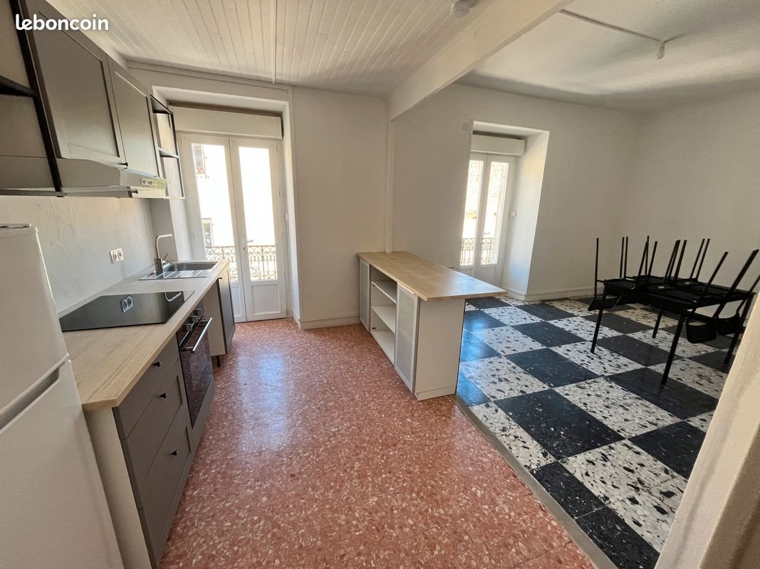 Appartement à louer, 66m², Bessèges