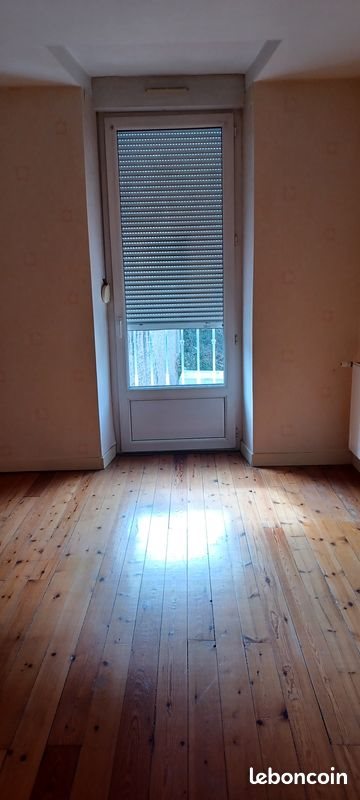 Appartement à louer, 100m², Thizy