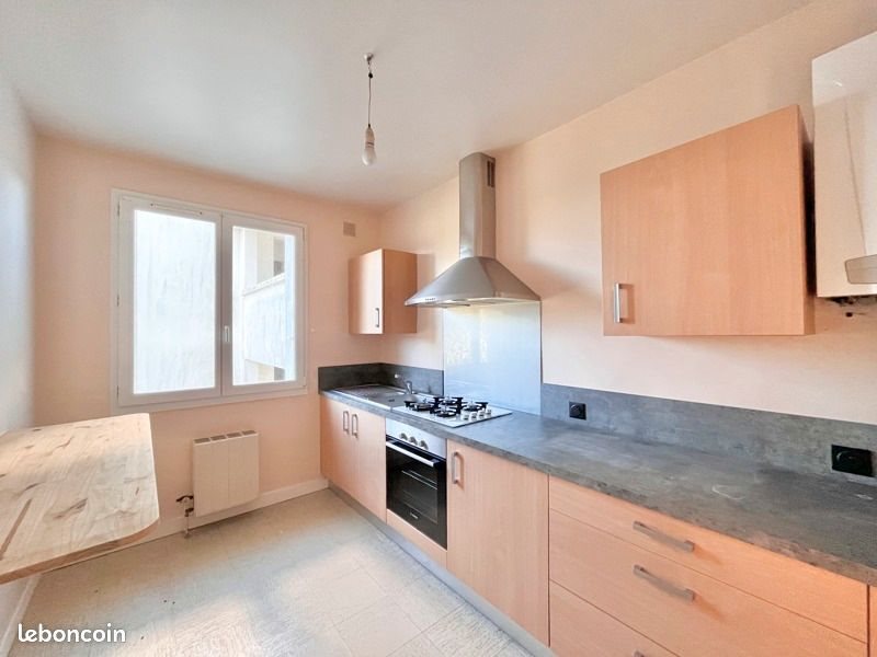 Appartement à louer, 65m², Carhaix-Plouguer