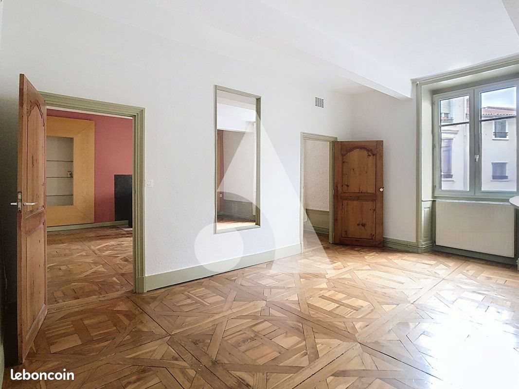 Appartement à vendre, 104m², Saint-Symphorien-sur-Coise