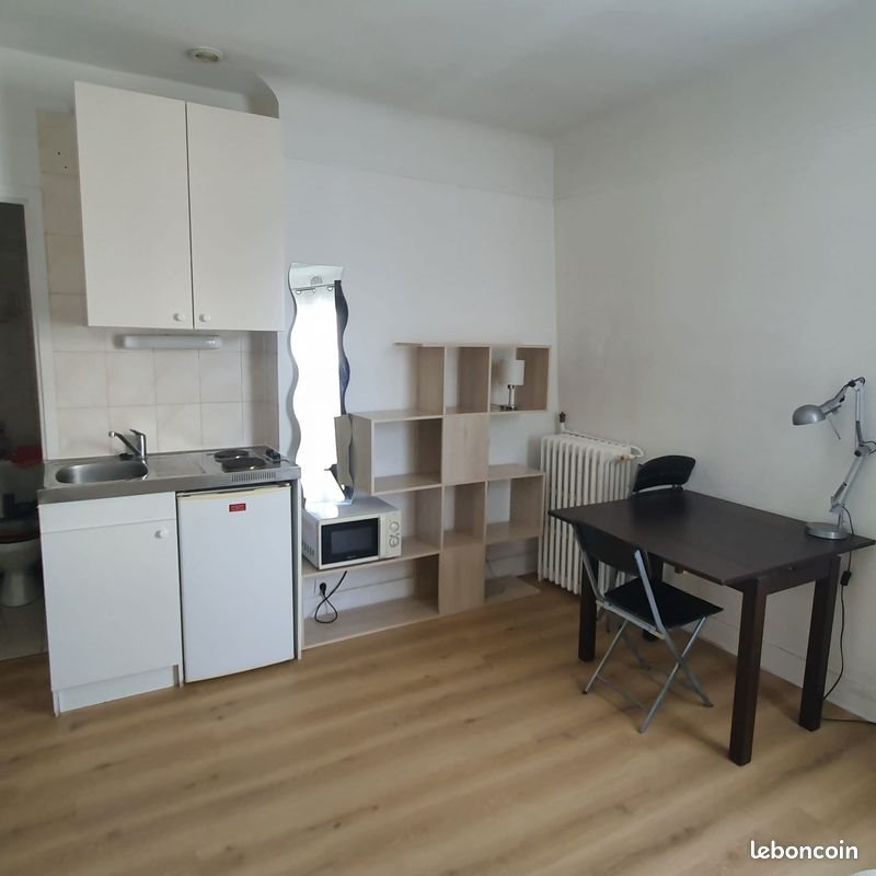 Appartement à louer, 14m², Paris 11ème