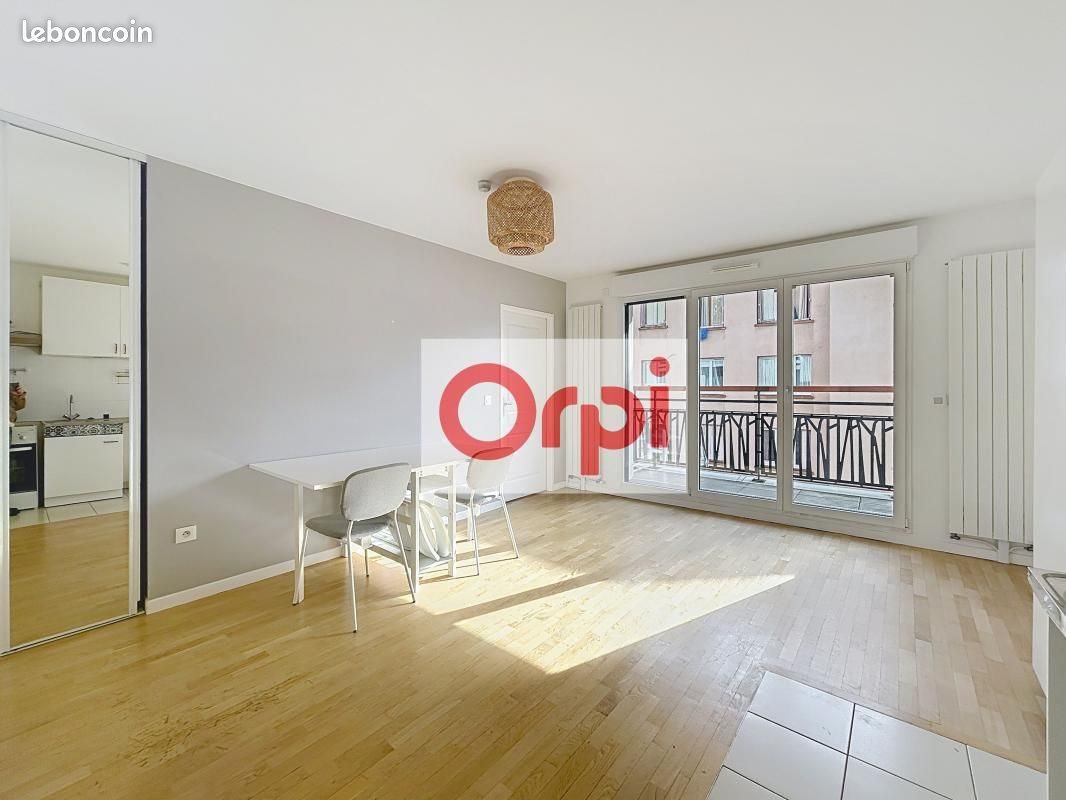 Appartement à louer, 41m², Vanves