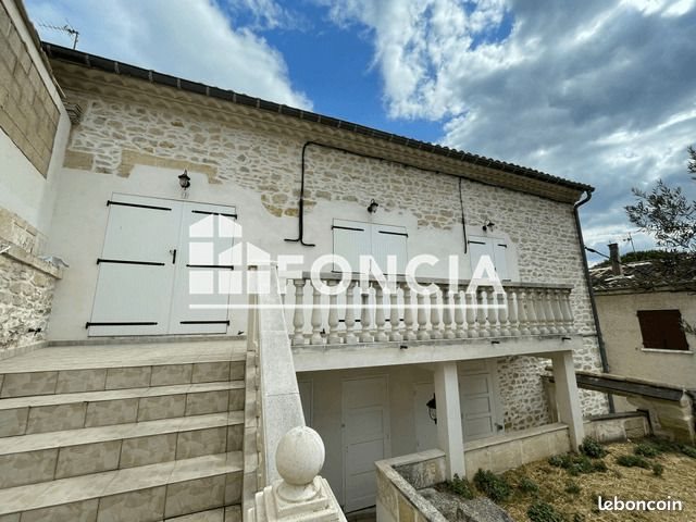 Appartement à louer, 27m², Nîmes