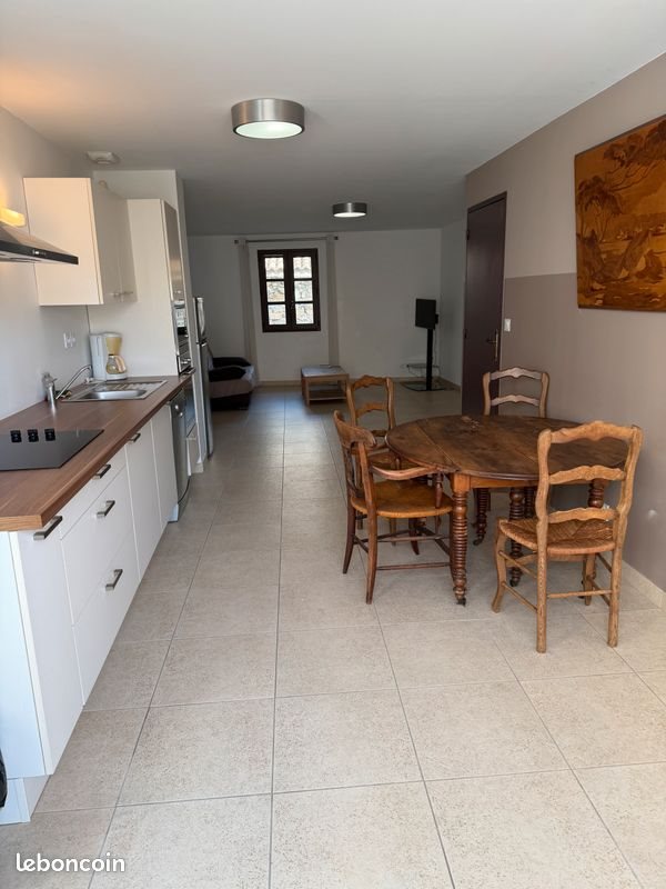 Maison à louer, 65m², Gruissan