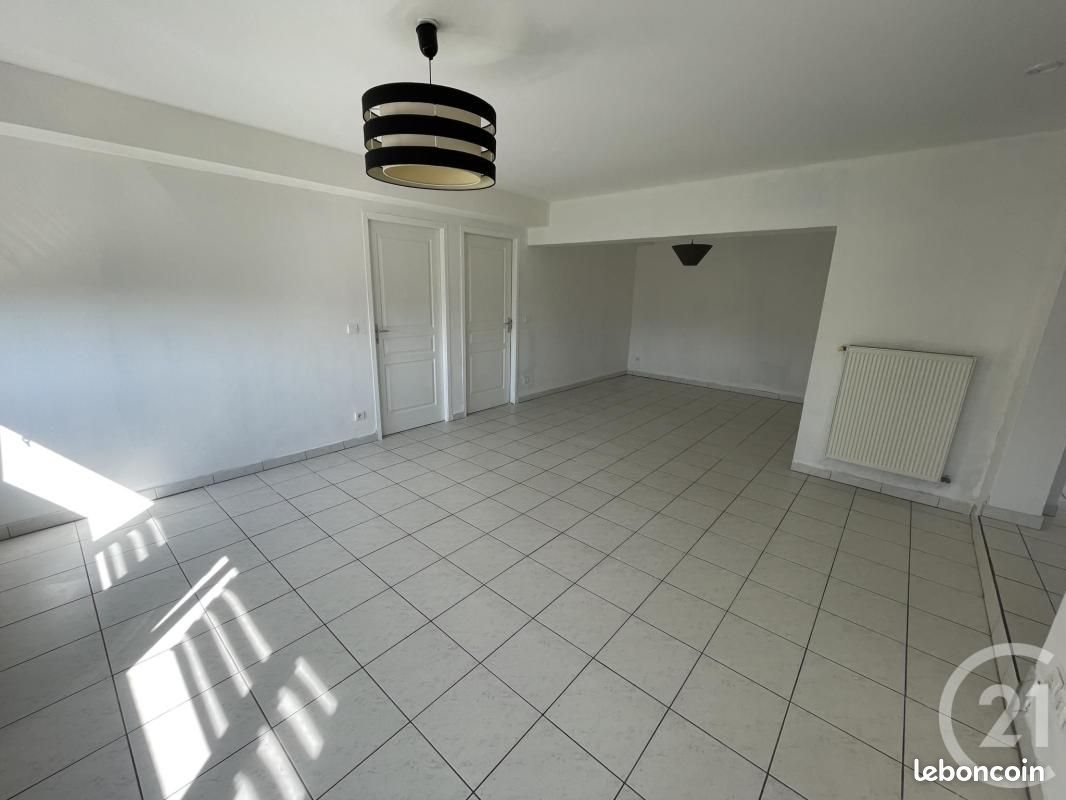 Appartement à louer, 84m², Clouange