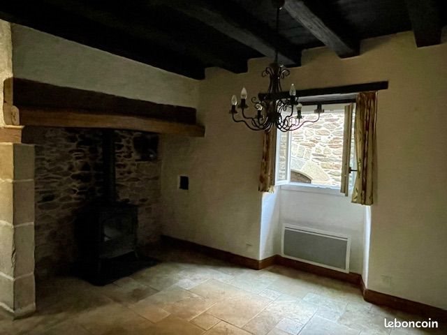 Maison à louer, 70m², Laval-de-Cère