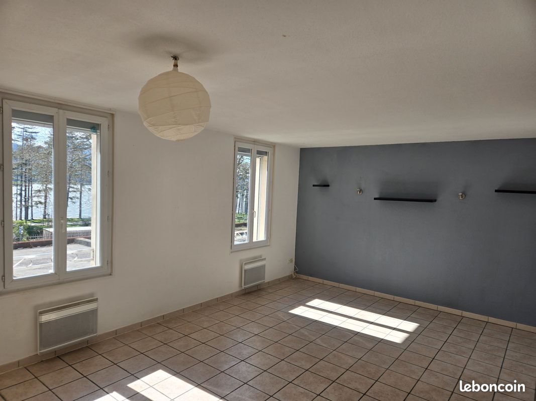 Appartement à louer, 90m², Revel