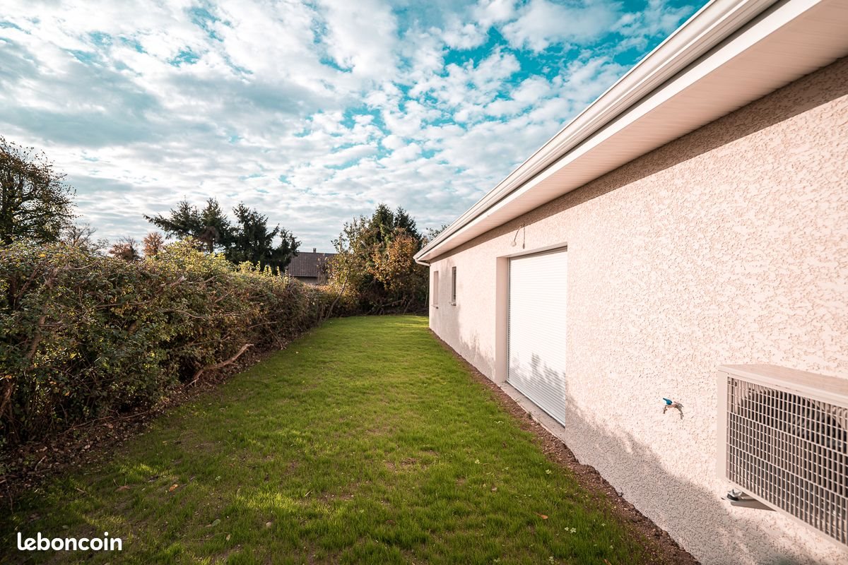 Maison à louer, 82m², Chèzeneuve