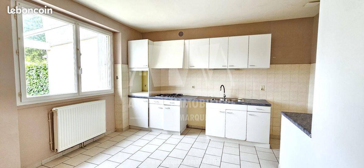 Maison à vendre, 155m², Puymoyen