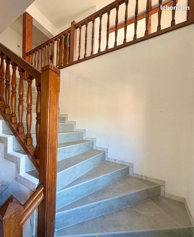 Appartement à louer, 143m², Neuves-Maisons