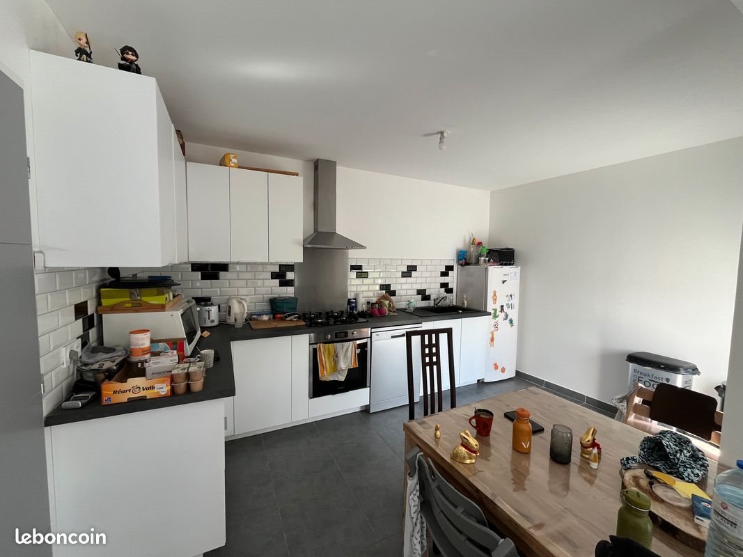 Maison à louer, 110m², Theix