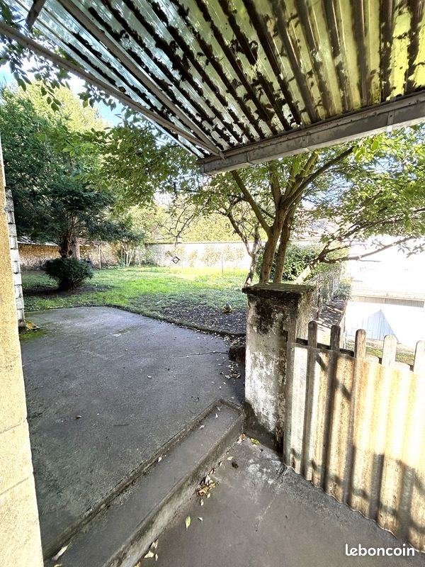 Maison à louer, 79m², Gray