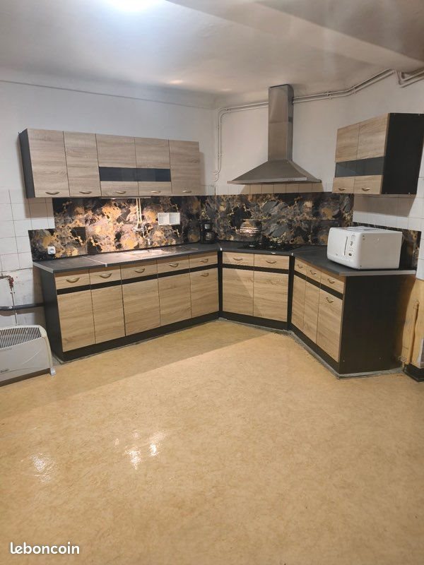 Maison à louer, 249m², Mirebeau