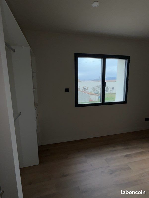 Appartement à louer, 72m², La Tour-du-Crieu