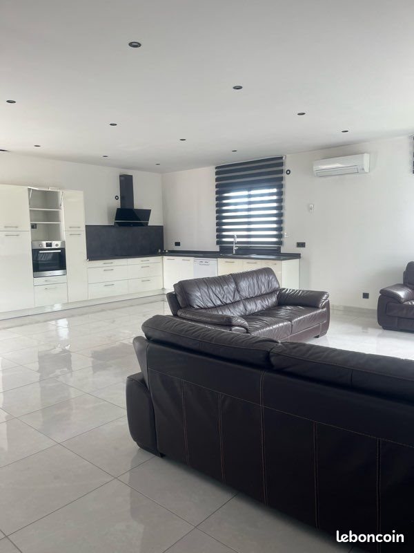 Maison à louer, 114m², Vidauban