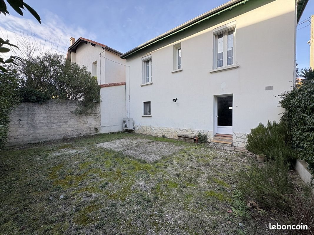 Maison à louer, 148m², Nîmes