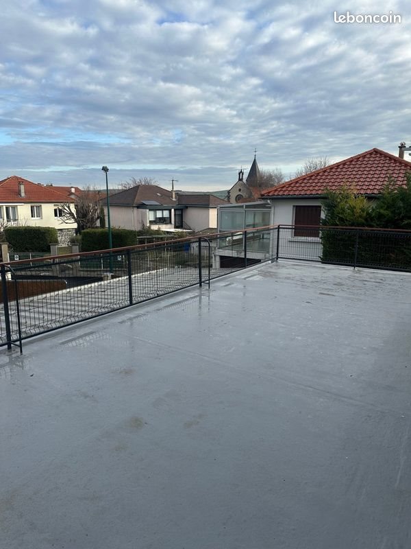 Appartement à louer, 55m², Pérignat-lès-Sarliève