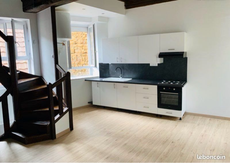 Maison à louer, 60m², Charolles