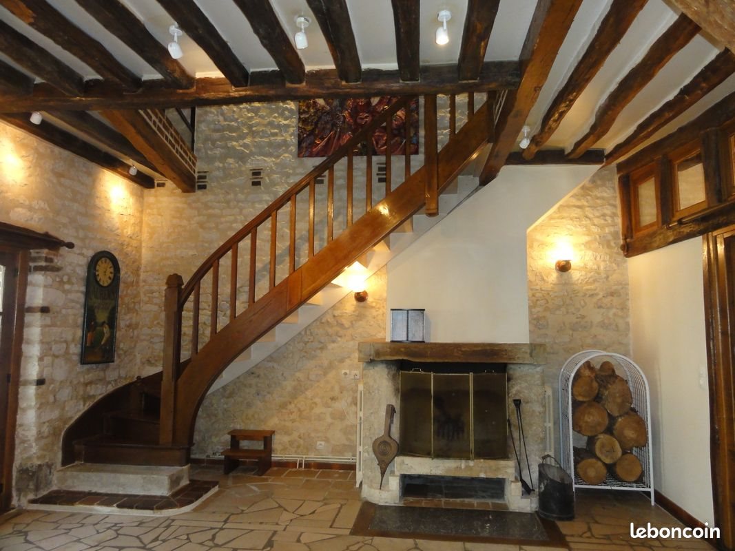 Maison à louer, 106m², Egleny