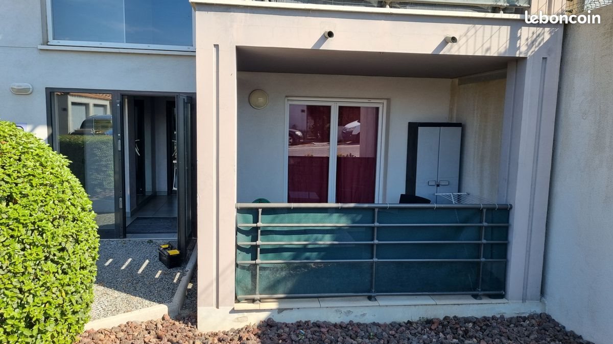 Appartement à louer, 25m², Roquebrune-sur-Argens