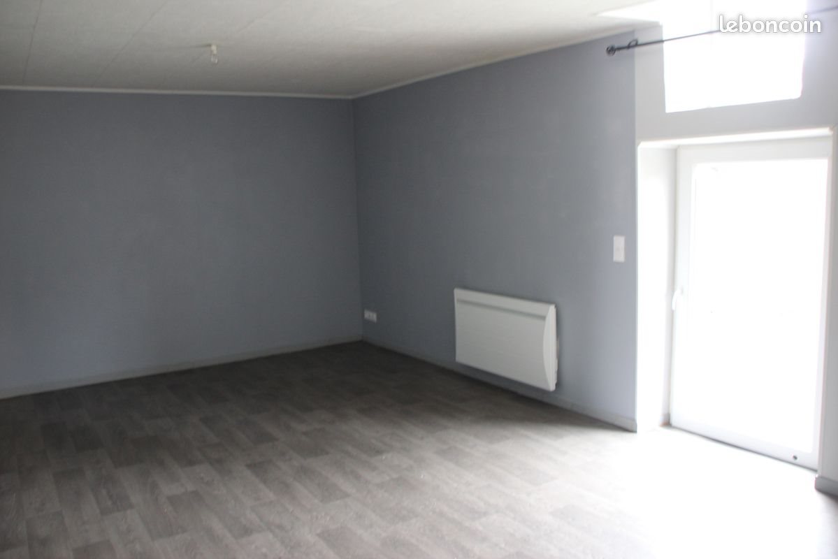 Maison à louer, 100m², Montournais