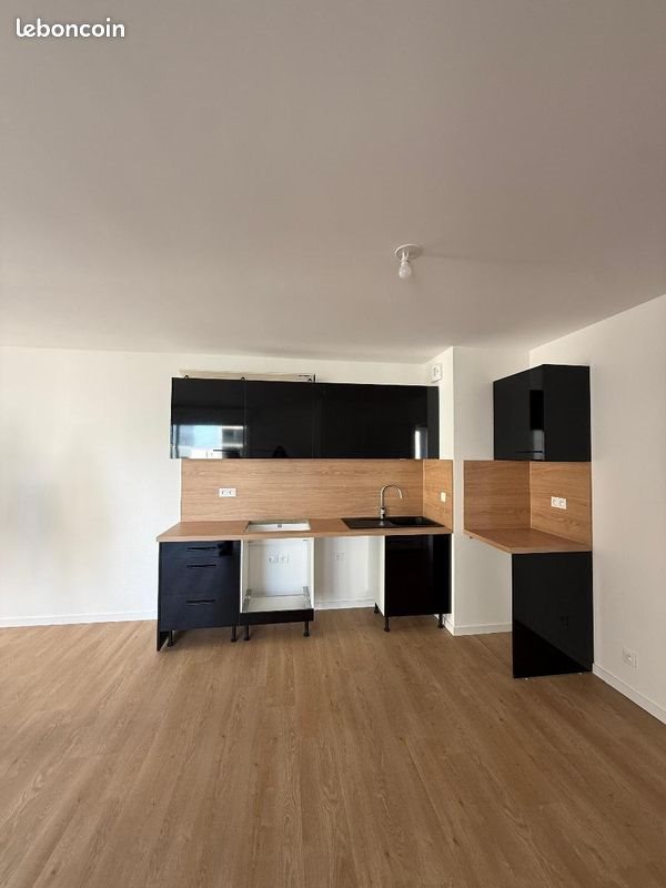 Appartement à louer, 70m², Bordeaux