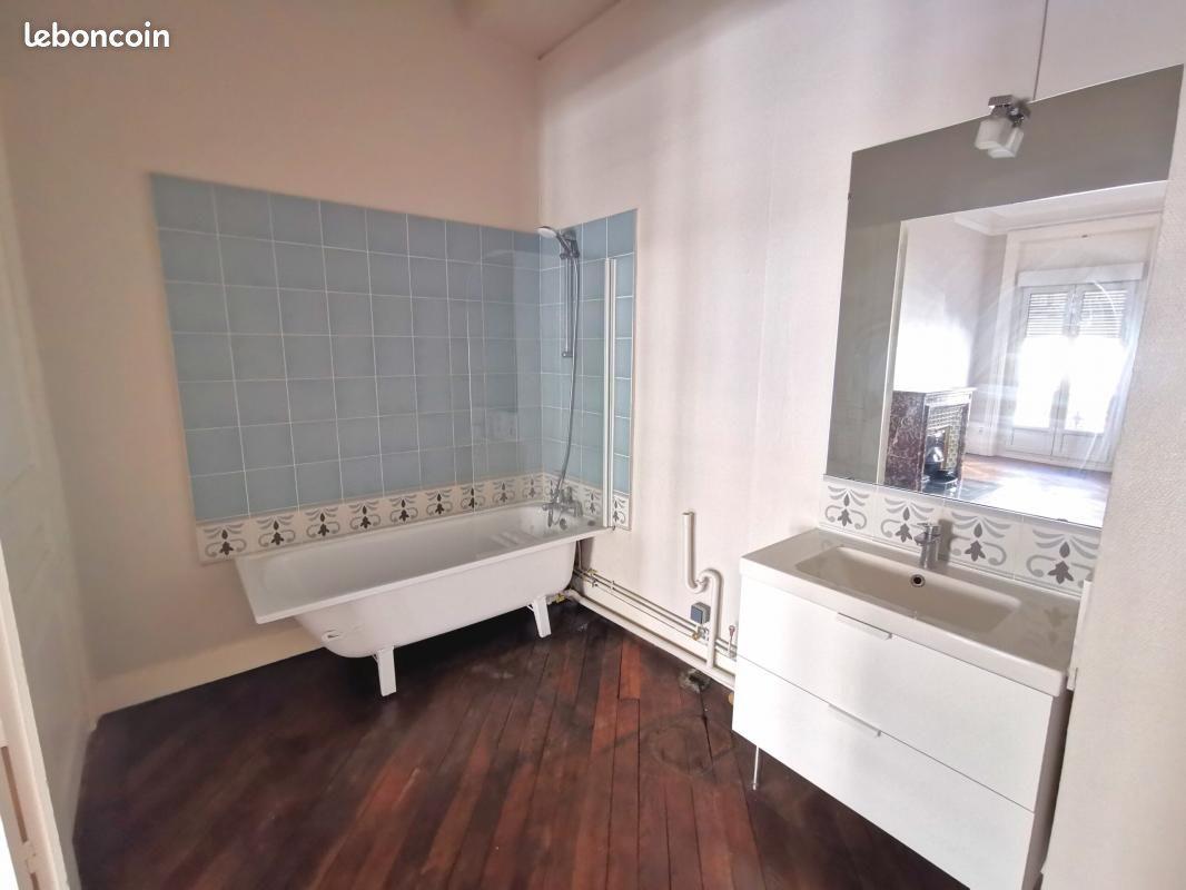 Appartement à louer, 108m², Saint-Etienne