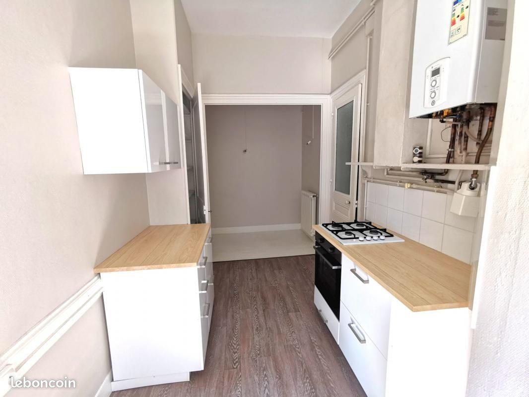 Appartement à louer, 108m², Saint-Etienne